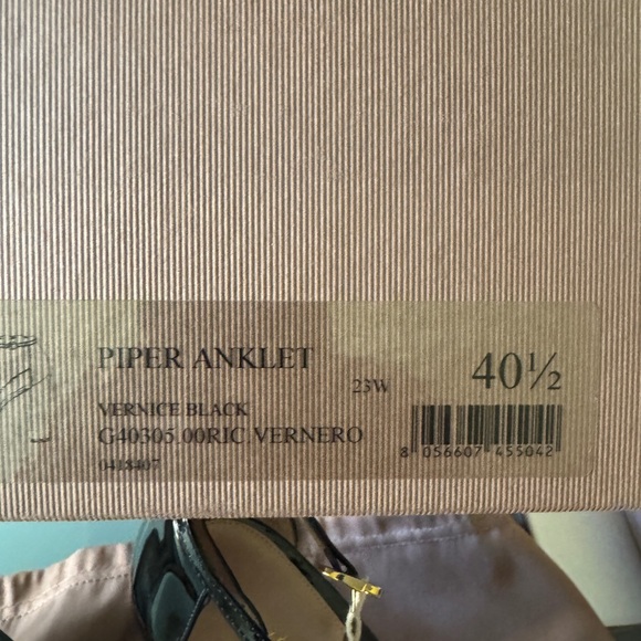 Gianvito Rossi Black Heels size 10.5 - Picture 8 of 10